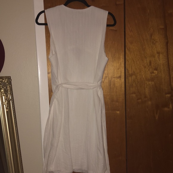 Shein size L wrap dress. - Picture 4 of 4